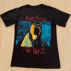 2010 Pink Floyd The Wall T Shirt